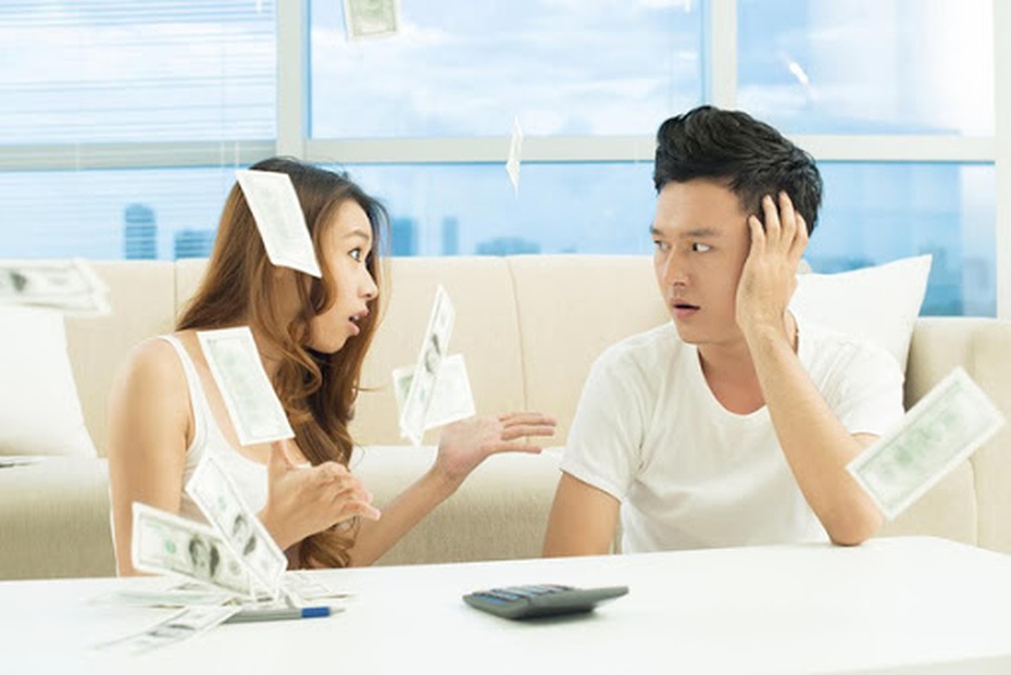 Hôn nhân và đồng tiền như dao hai lưỡi