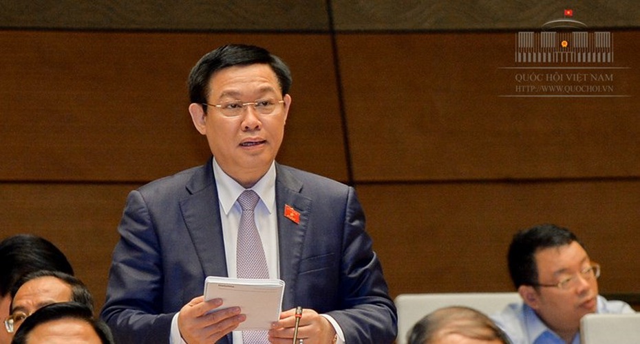 Phó Thủ tướng Chính phủ Vương Đình Huệ trả lời chất vấn ĐBQH