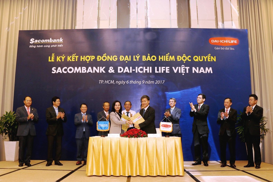 Dai-ichi Life hợp tác với Sacombank tư vấn lập lờ cho người mua bảo hiểm?