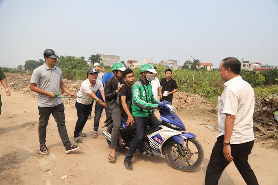 Sốc với diễn biến mới nhất về lời khai của các đối tượng trong vụ sát hại nam sinh chạy Grab ở Hà Nội