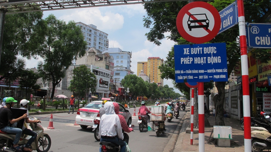 Đi ô tô vào đường cấm, bị phạt ra sao?