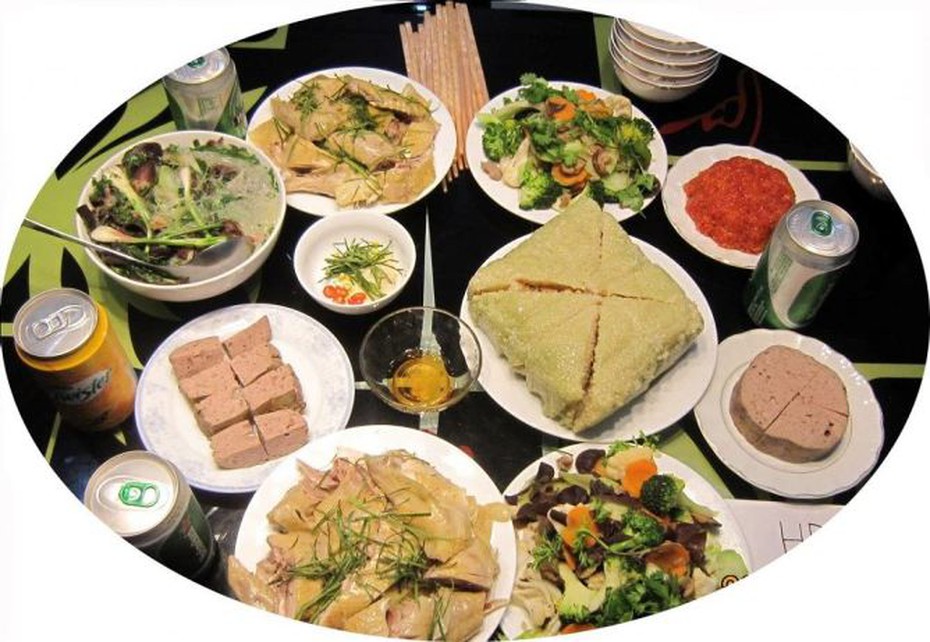 Tết Nguyên đán, những ai cần “ăn dè” bánh chưng, nước ngọt?