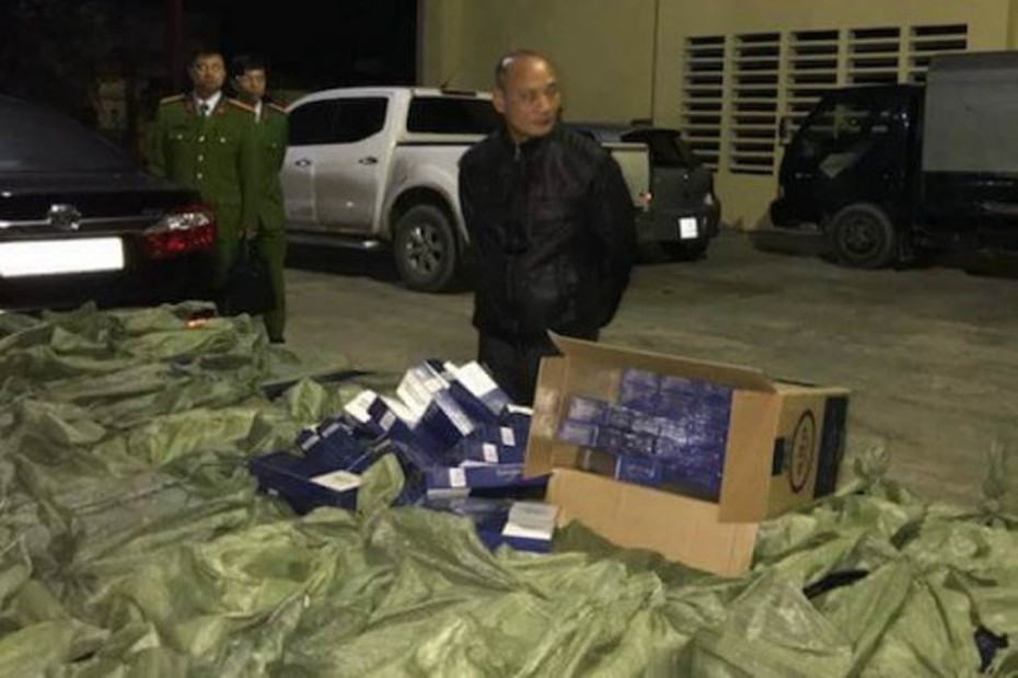 Bắt ôtô chở 55.000 bao thuốc lá lậu, trị giá hơn 1,6 tỷ đồng