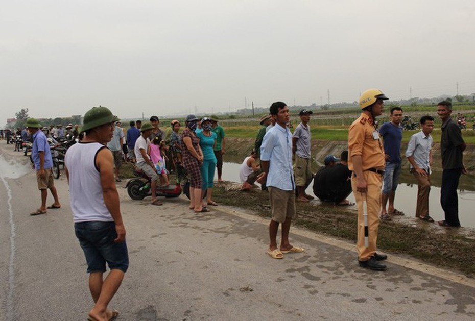 Phát hiện người đàn ông tử vong dưới mương sau khi đi ăn tất niên