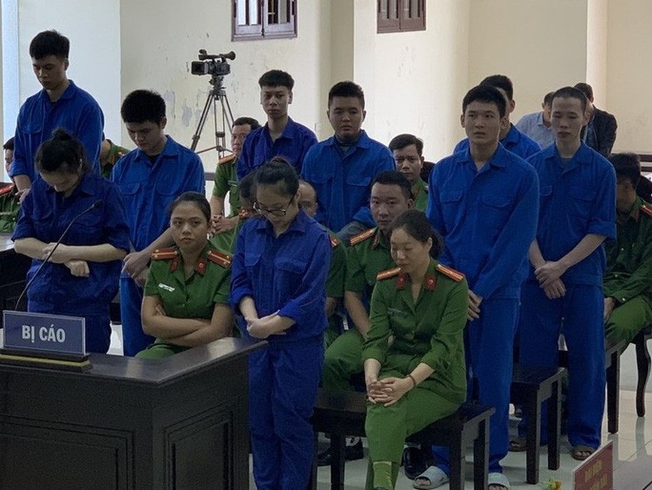 Cô dâu chú rể lĩnh 17 năm tù vì “chiêu đãi” bạn bằng ma túy trong ngày cưới