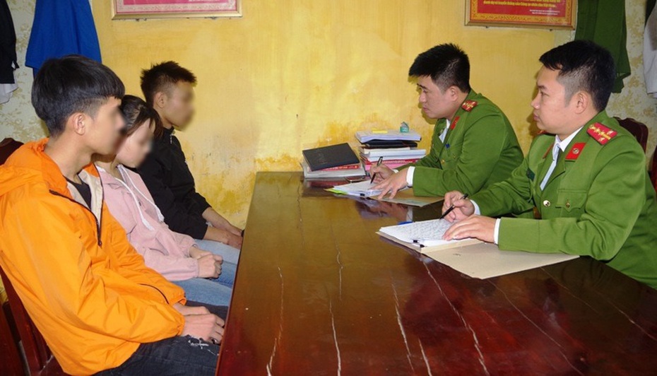 Khởi tố 4 thanh thiếu niên trộm hàng chục chim bồ câu về ăn và đem bán