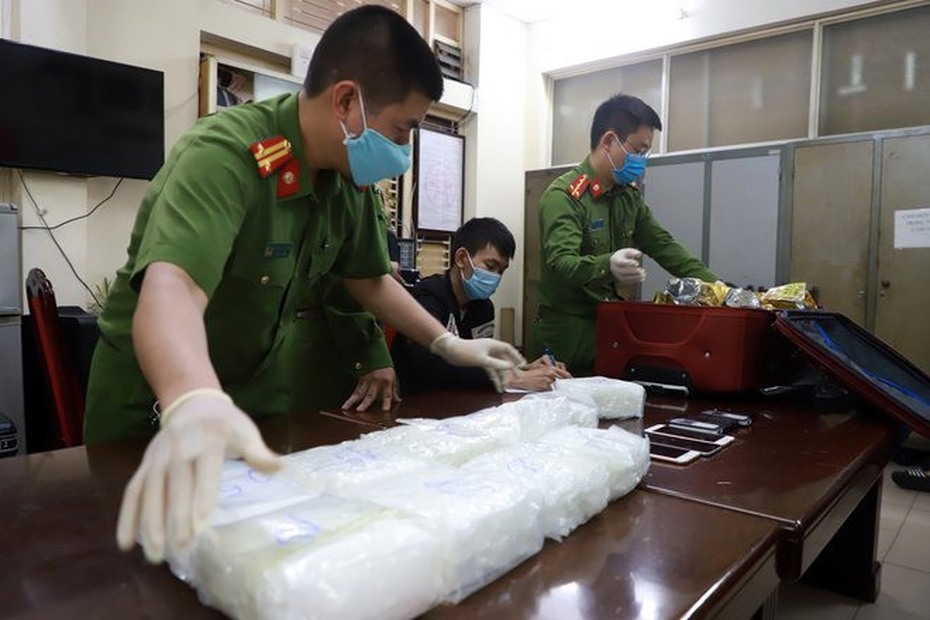 Tuyên án tử hình 3 đối tượng trong đường dây vận chuyển 58kg ma tuý đá