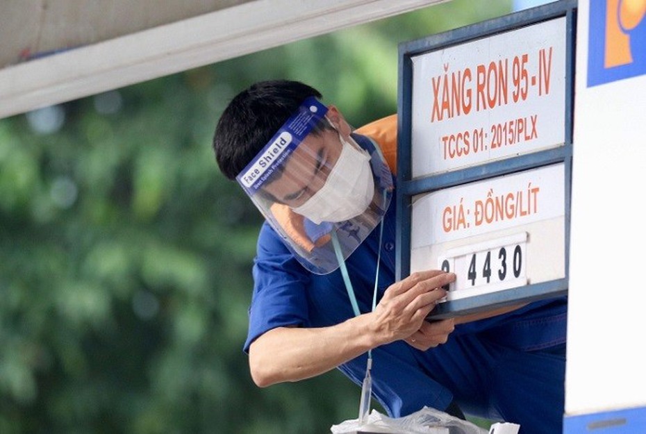 Giá xăng có thể giảm về 22.000 đồng/lít
