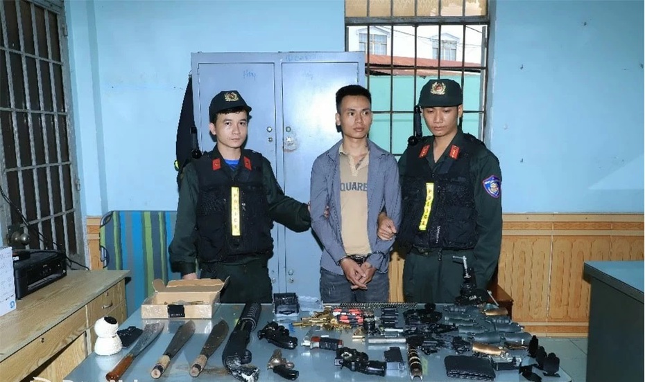 Phát hiện “lò” sản xuất súng và hung khí nguy hiểm