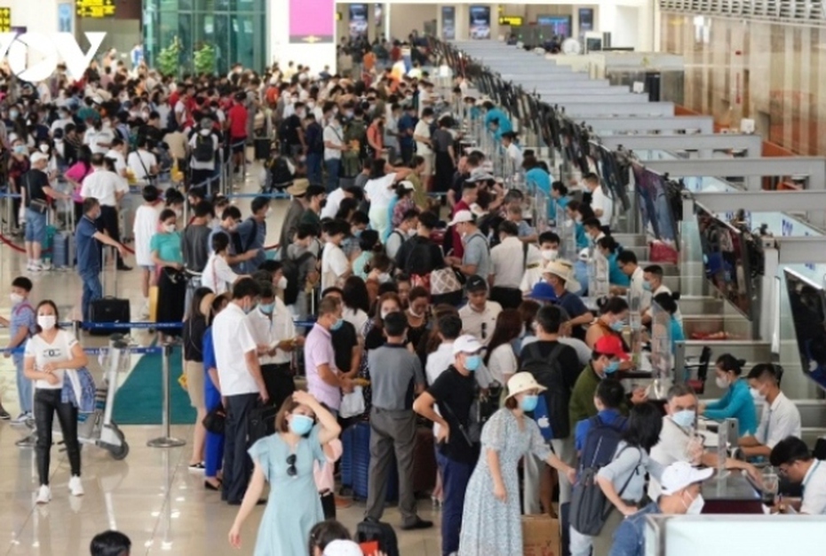 Hành khách phàn nàn giá vé máy bay Tết "trên trời", Cục HKVN nói gì?