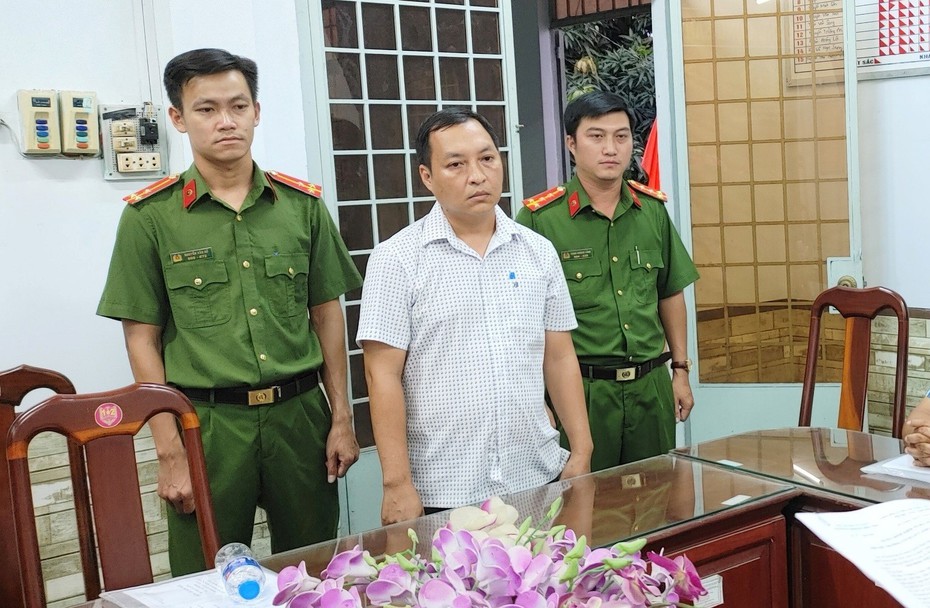 Bắt giam giám đốc và cán bộ kỹ thuật xây dựng ở An Giang