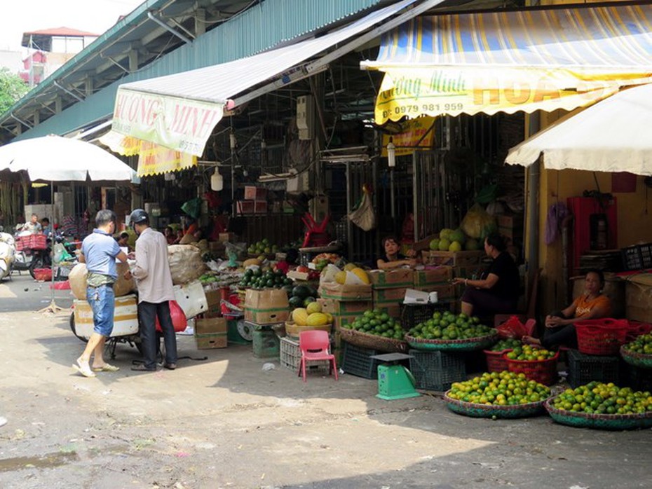 Lãnh đạo quận Ba Đình nói gì về vụ "bảo kê" tại chợ Long Biên?