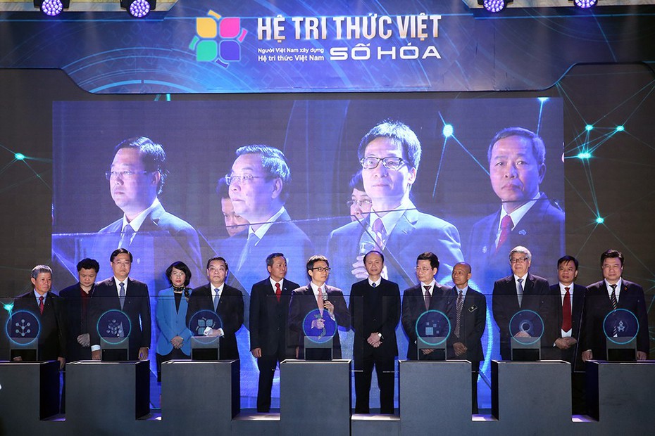 Hệ tri thức Việt số hoá - khí thế “bình dân học vụ trên không gian mạng”