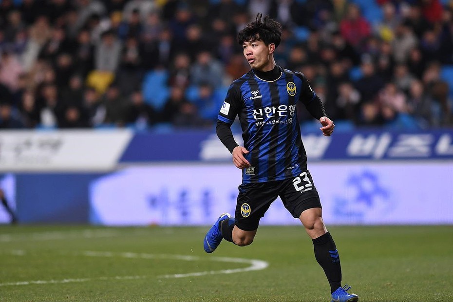 Clip: Màn trình diễn ấn tượng của Công Phượng khi lần đầu được đá chính ở K.League