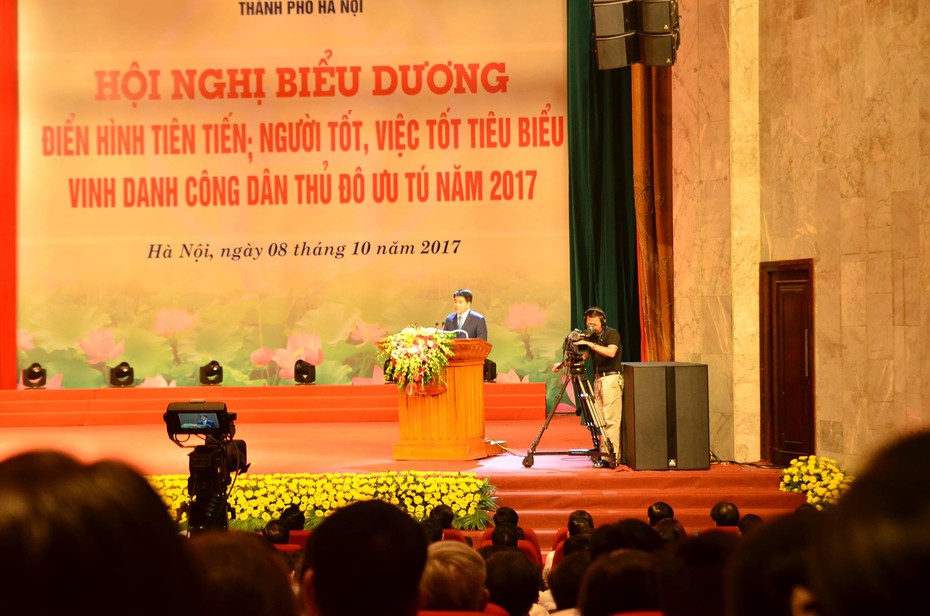 Vinh danh 10 công dân Thủ đô ưu tú năm 2017