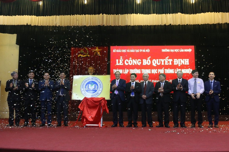 Thành lập trường THPT Lâm nghiệp trực thuộc ĐH Lâm nghiệp
