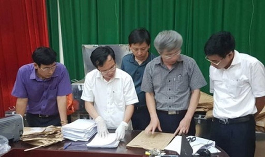 Chuyên gia vạch thủ đoạn khiến bài thi gốc ở Sơn La bị “mất tích”