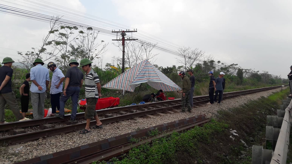 Thương tâm người phụ nữ bị tàu hỏa đâm tử vong khi đi khám bệnh về