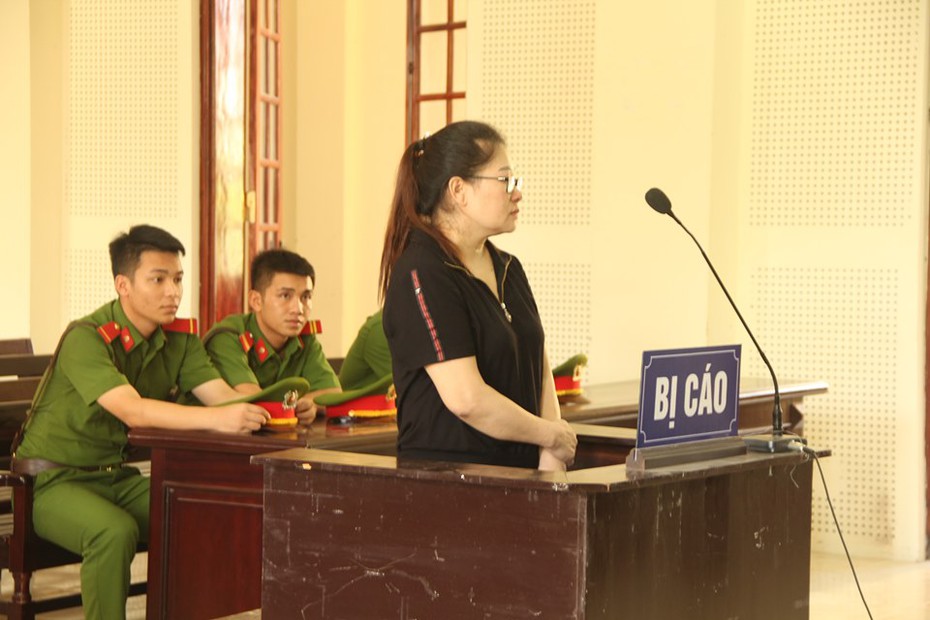Vợ lĩnh án vì mang ma túy của chồng quá cố đi bán