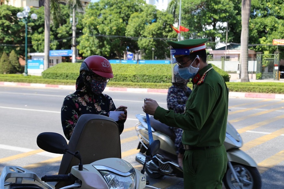 Tp.Vinh treo thưởng tố giác vi phạm phòng chống dịch Covid -19