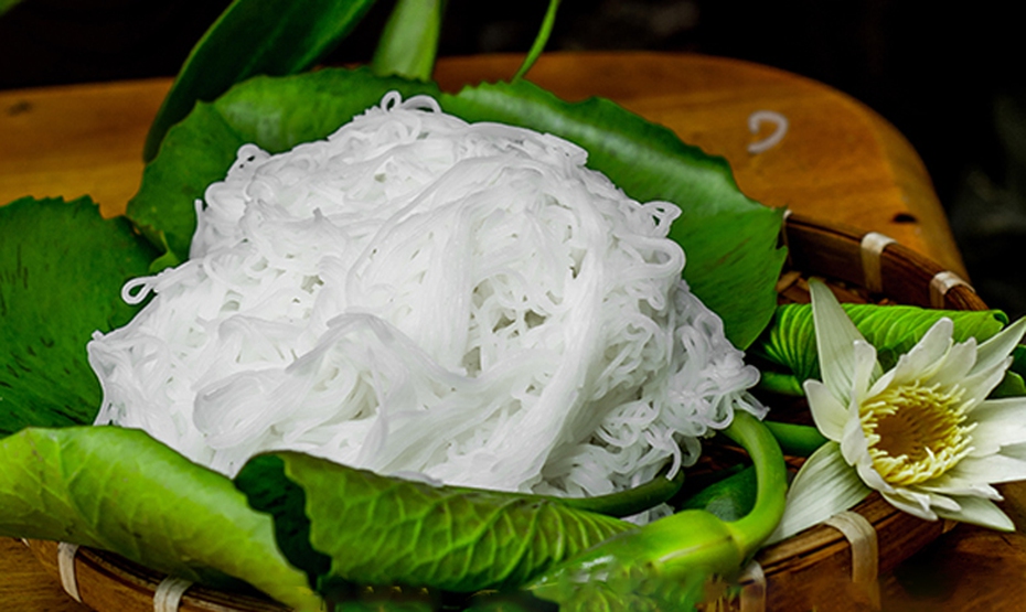 Những lưu ý nằm lòng khi ăn bún