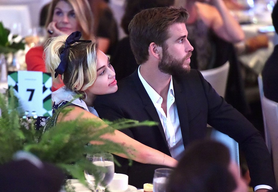 Miley Cyrus trải lòng sau vụ cháy nhà lịch sử: “Tôi thấy như mất tất cả"