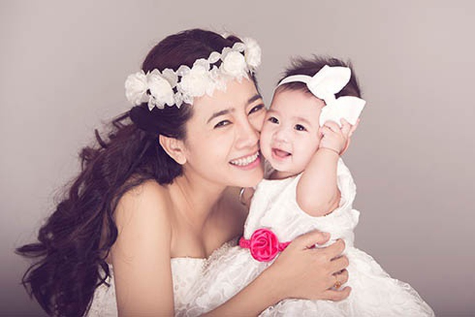Mai Phương: Cuộc đời làm mẹ đơn thân đầy sóng gió