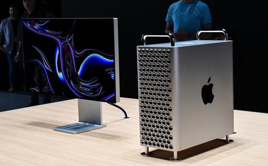 Apple vừa lập kỷ lục mới: Bán máy tính có giá đắt hơn cả ô tô hạng sang