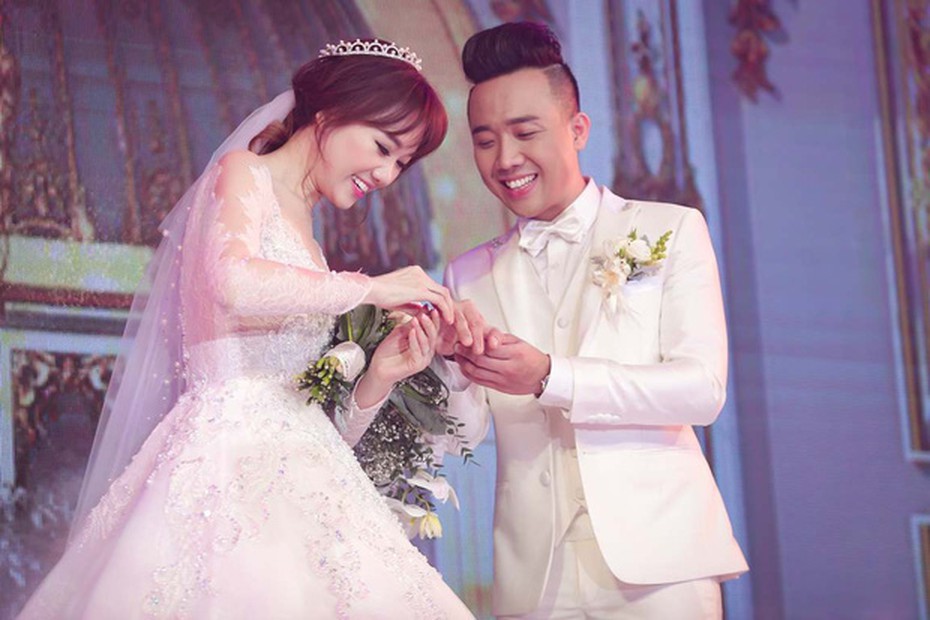 Những quý ông nổi tiếng yêu chiều vợ bậc nhất Vbiz
