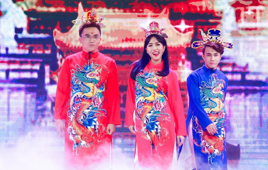 Dàn Táo quân Vĩnh Long 2018 "tranh giành" ngôi hoa hậu