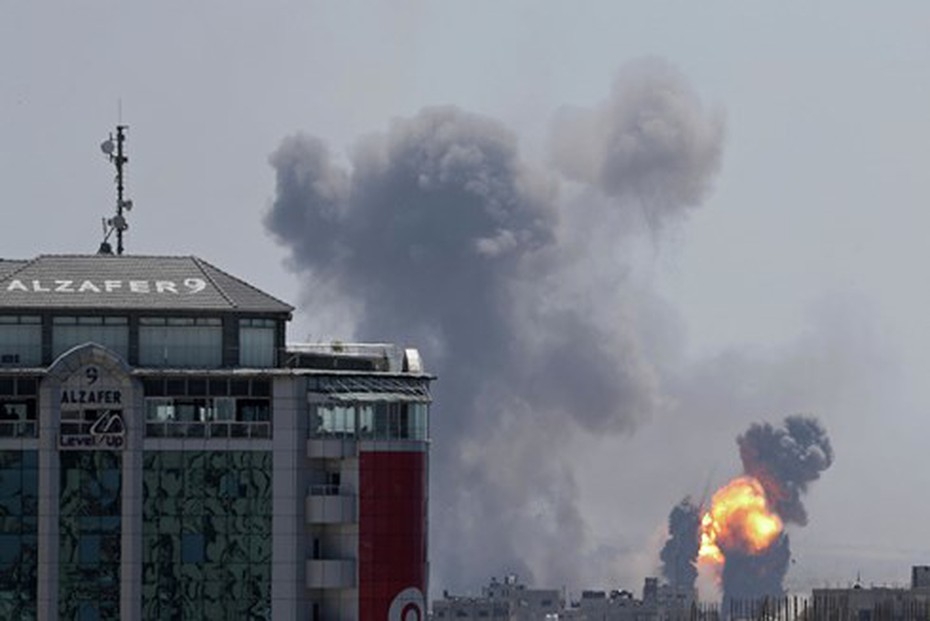 Bị tấn công 200 mục tiêu ở Gaza, chiến binh Palestine đáp trả 430 tên lửa trong 24 giờ