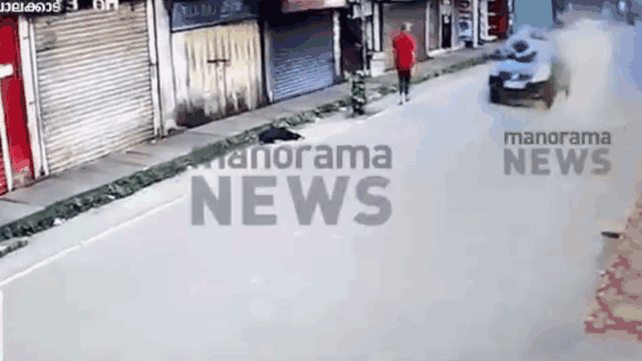 Clip: Người đàn ông nằm trên nắp capo, bám theo xe con nợ suốt 2,5 km