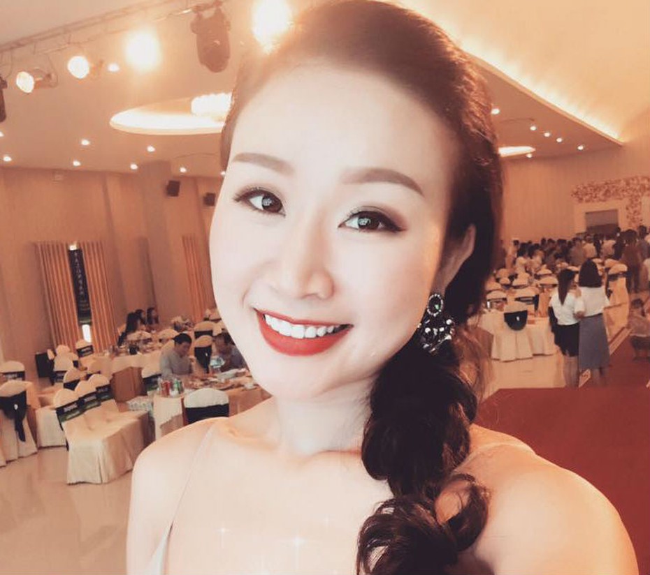 Đàn ông quỳ gối là tự hạ thấp mình!