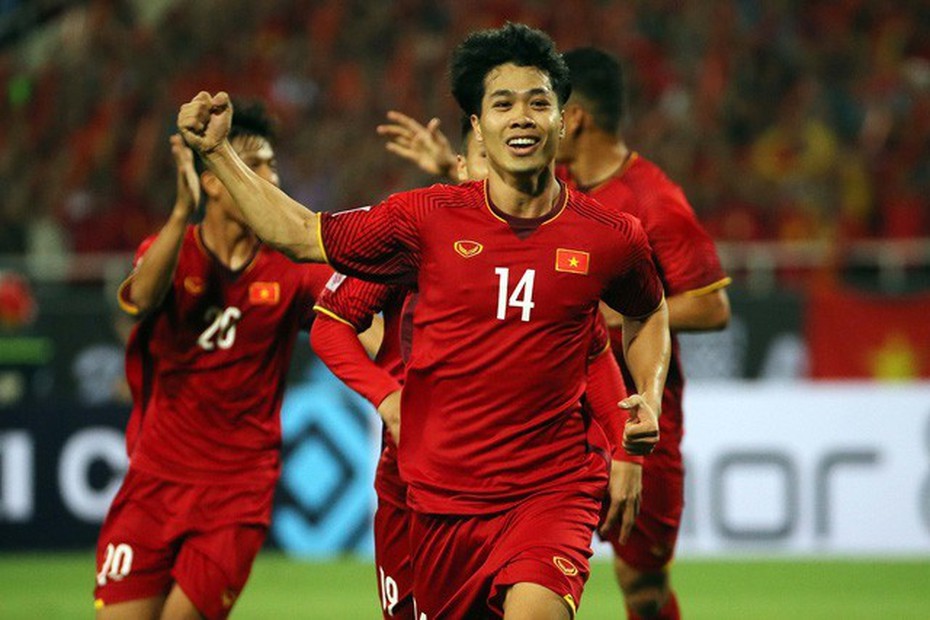 Bài thơ về lịch sử AFF Cup và thành tích của đội tuyển Việt Nam gây sốt