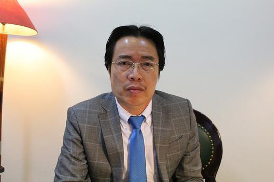 Cục trưởng cục Trẻ em nói vụ bé gái bị sàm sỡ trong thang máy: Không ai cưng nựng một đứa bé lạ cả