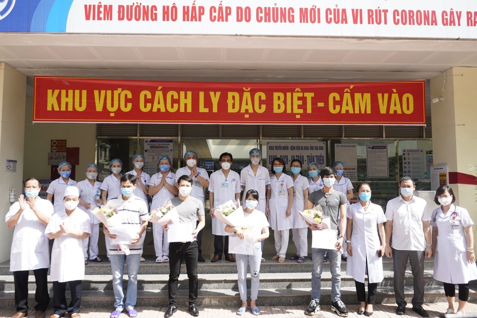 4 bệnh nhân mắc Covid-19 tại BVĐK Thái Bình được công bố khỏi bệnh