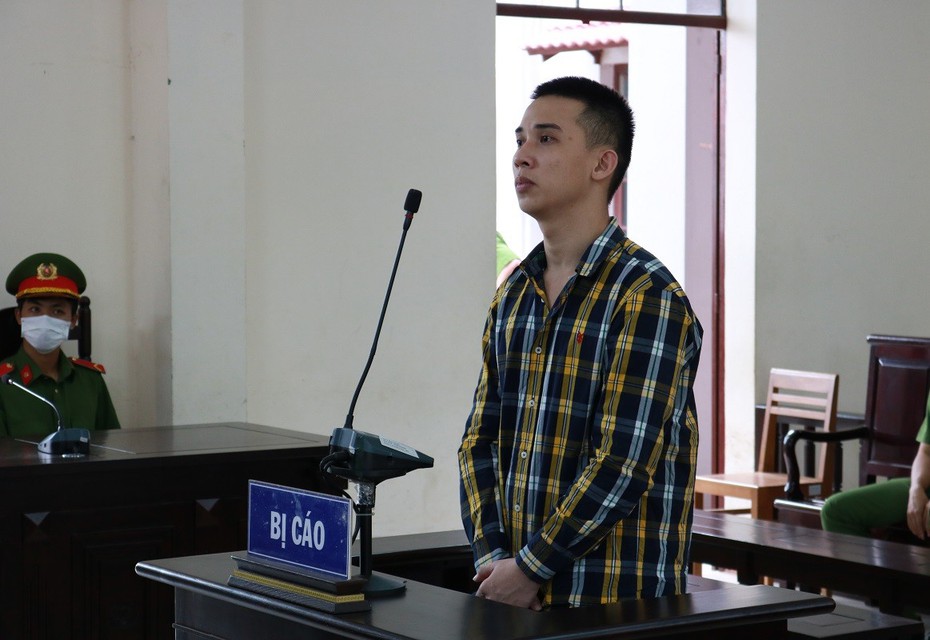 Nhận 15 triệu đồng tiền công vận chuyển ma túy, 9X lĩnh 20 năm tù