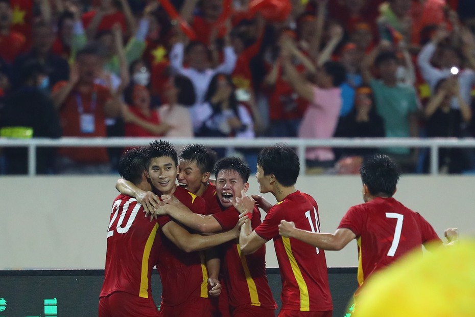 Campuchia mở cơ hội cho Công Phượng giành vàng SEA Games