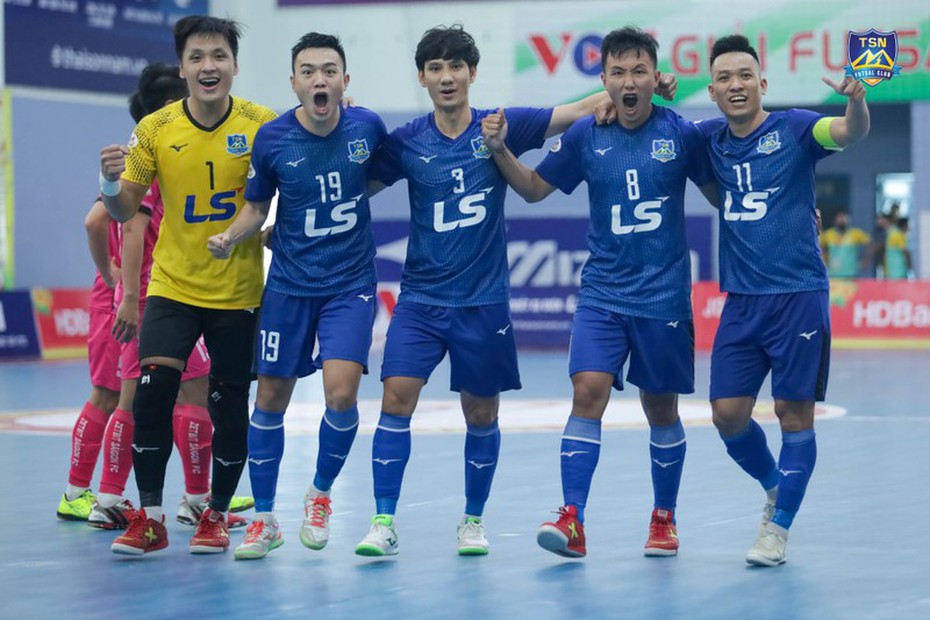 Độc lạ futsal Việt Nam: 6 đội cùng có liên quan đến 1 ông bầu