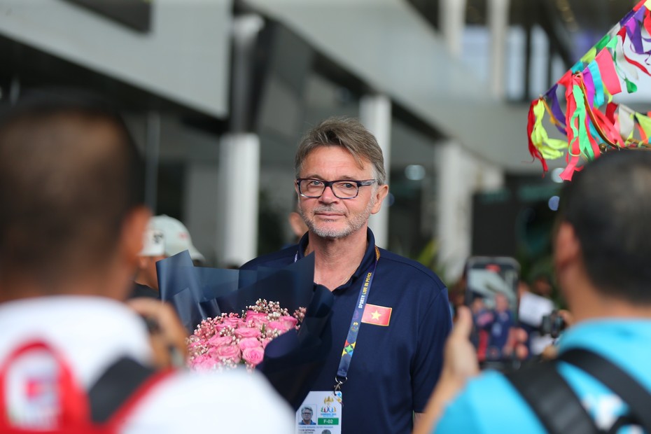 HLV Troussier muốn U22 Việt Nam chơi bóng đá đẹp, bảo vệ thành công HCV SEA Games