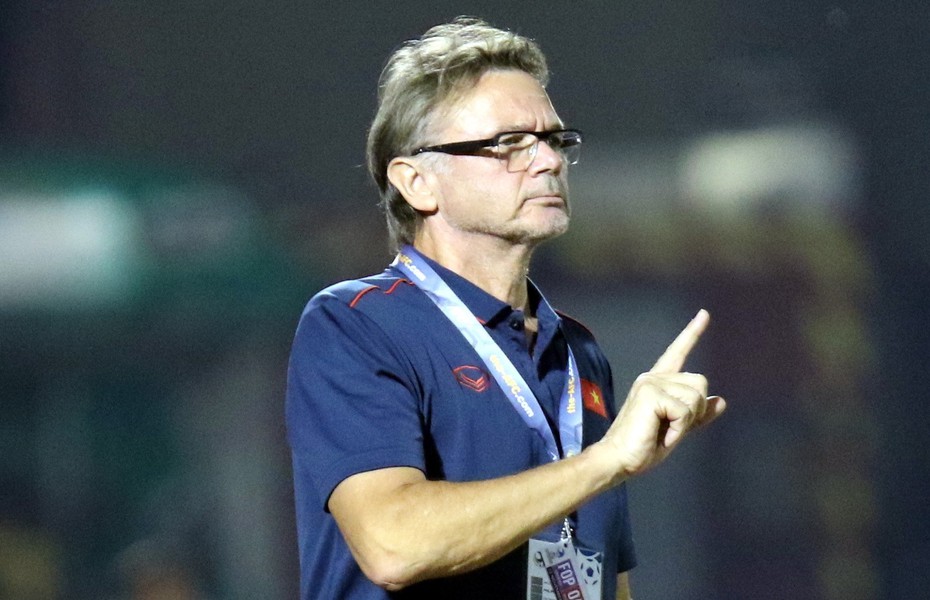 HLV Troussier: "ĐT Việt Nam không sợ hãi khi nằm cùng bảng Iraq, Indonesia"