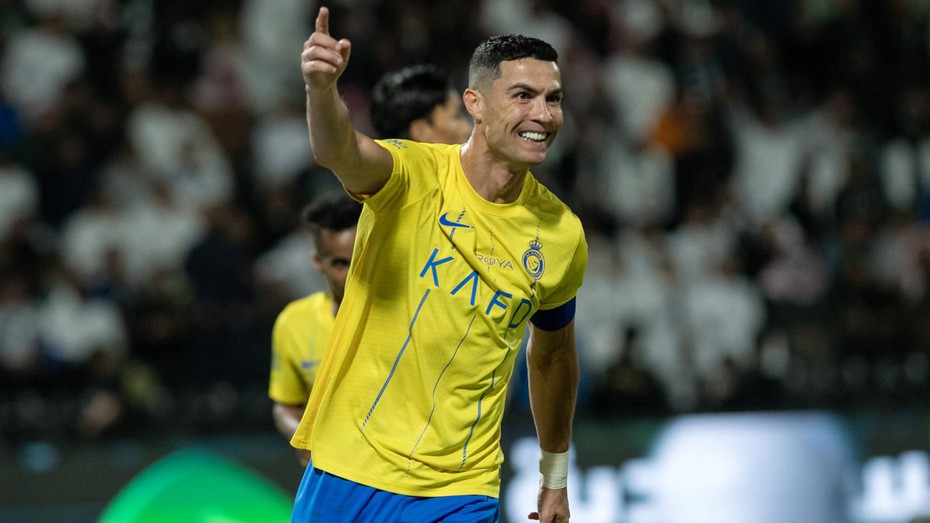 IFFHS loại Ronaldo khỏi "Đội hình trong mơ của 2023"
