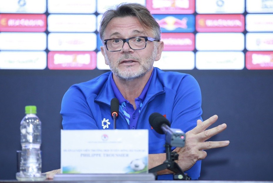 HLV Troussier: "ĐT Việt Nam có thể thắng ĐT Nhật Bản"