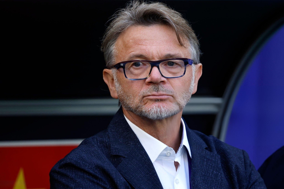 HLV Philippe Troussier hài lòng khi ĐT Việt Nam ghi 2 bàn vào lưới Nhật Bản