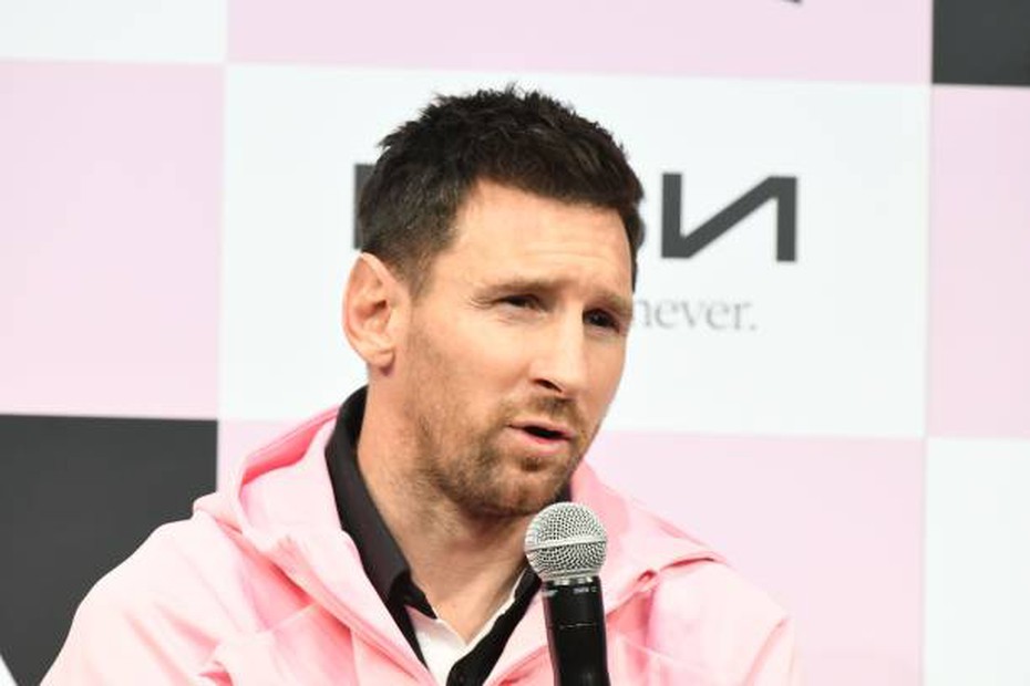 Messi giãi bày về sự cố tại Hong Kong