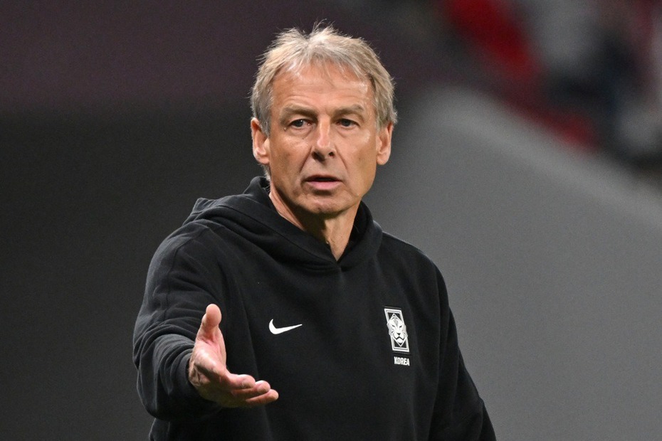 HLV Jurgen Klinsmann bị sa thải