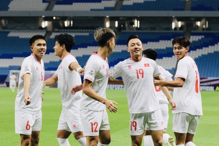 U23 Việt Nam thắng U23 Kuwait trong trận cầu 'mưa thẻ đỏ'