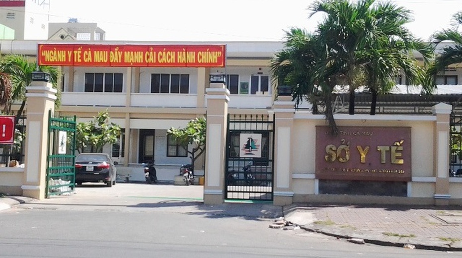 Bị chiếm dụng tiền học phí, nhiều sinh viên ở Cà Mau có nguy cơ không đủ điều kiện tốt nghiệp