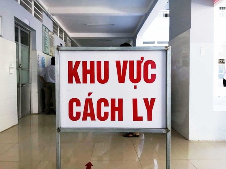 Người phụ nữ về từ Trung Quốc “trốn” cách ly, về quê bằng xe khách