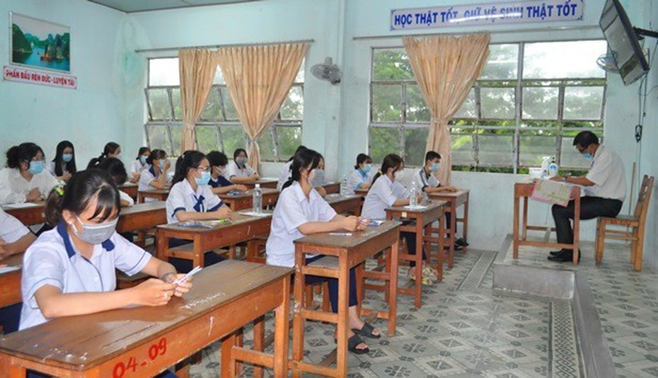 Cà Mau đề nghị tạm thời chưa thu học phí năm học 2021-2022